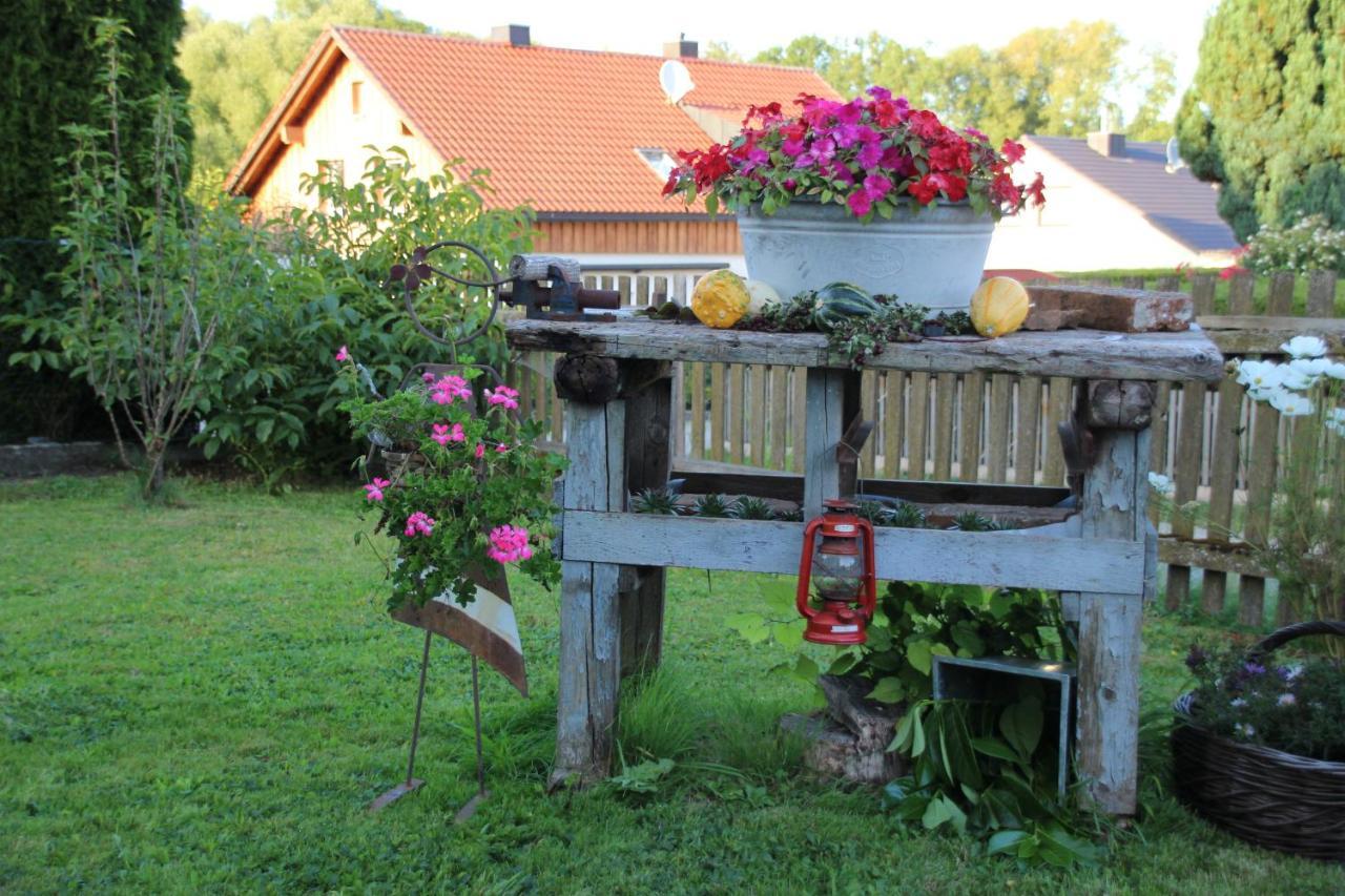 Zauberhaftes Gästehaus/Ferienwohnung Am Tiefenbach Tiefenbach  Exterior foto